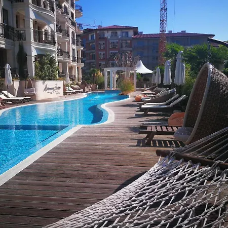 Harmony Suites Saint Vlas 4* سفيتي فلاس