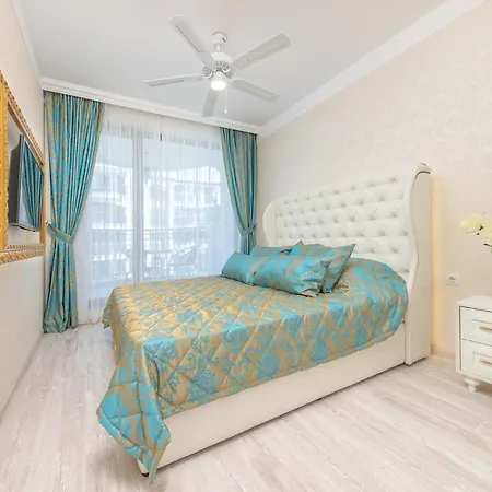Harmony Suites Saint Vlas شقة فندقية 4*