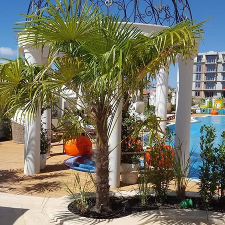 Harmony Апартаменты *